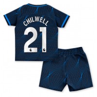 Chelsea Ben Chilwell #21 Replika babykläder Bortaställ Barn 2023-24 Kortärmad (+ korta byxor)